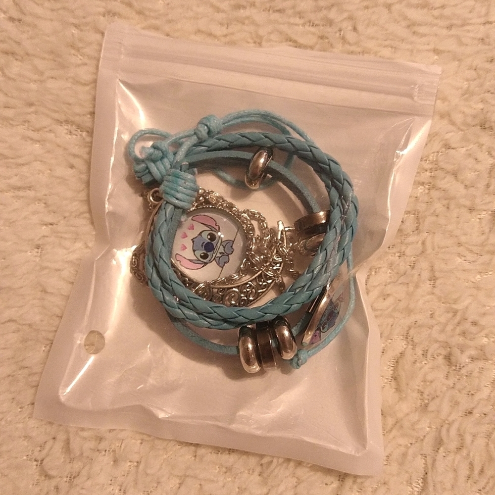 Stitch necklace & bracelet set